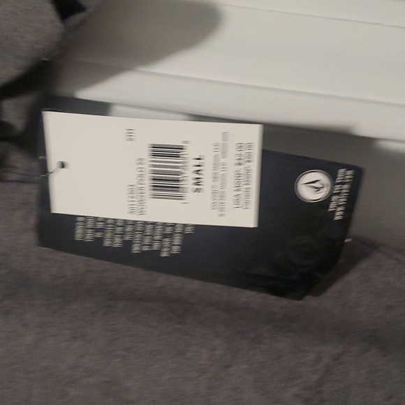 MENs Volcom Polo - Picture 3 of 4